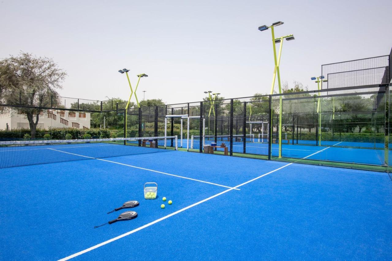 Al Messila, A Luxury Collection Resort & Spa, Doha Exteriör bild A paddle tennis court